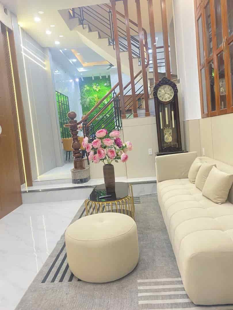BÁN NHÀ GÒ VẤP, HXH, CÁCH 5 PHÚT ĐI QUA EMART 2 PHAN HUY ÍCH, NHỈNH 6 TỶ
