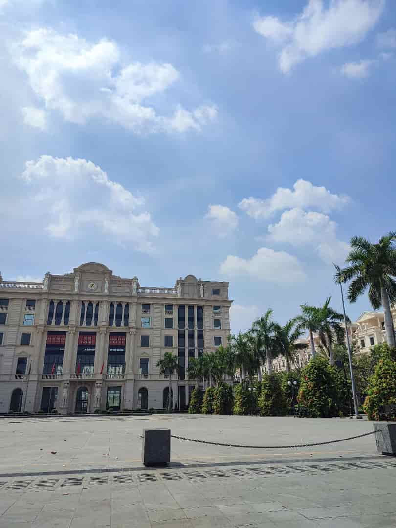 BÁN NHÀ ĐỐI DIỆN LOTE MART, 5 TẦNG, HẺM XE HƠI, NHÀ MỚI