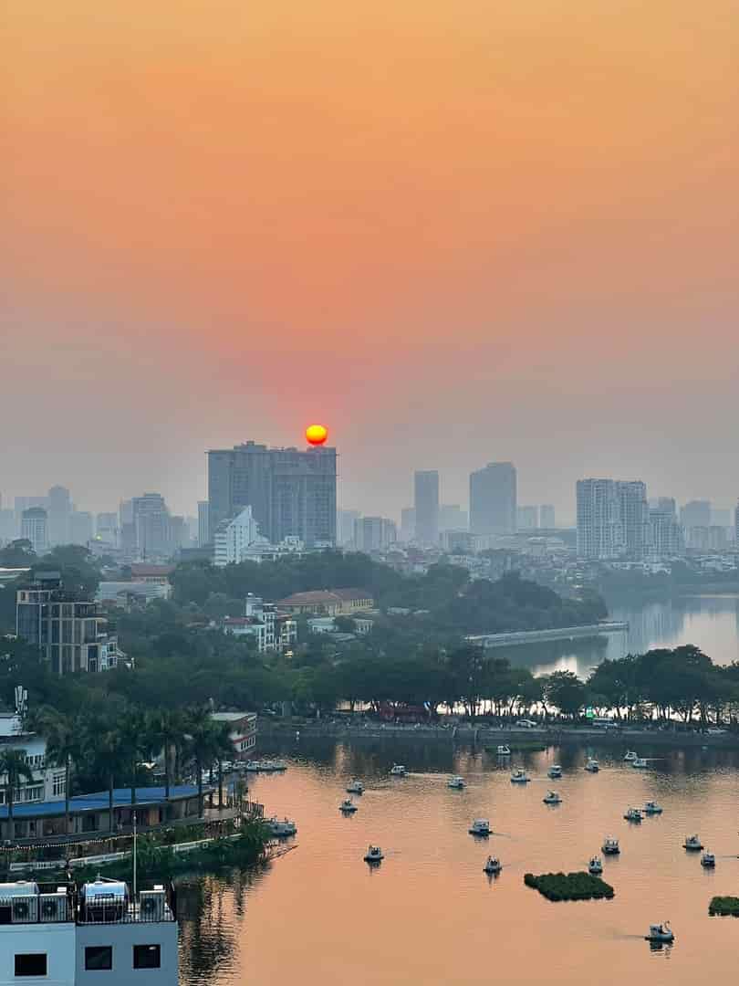 297 Tỷ Tòa CHDV Cao Cấp 16 Tầng View Hồ Trúc Bạch Full khách ngoại Pháp Lý đầy đủ