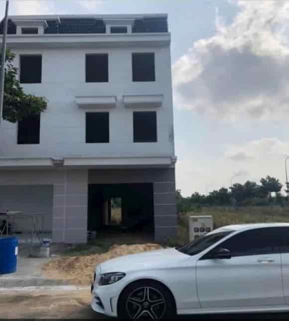 Chính chủ cần Bán nhà thuộc Dự án Hana LK12 ô số 2 Đối diện với KCN visip2