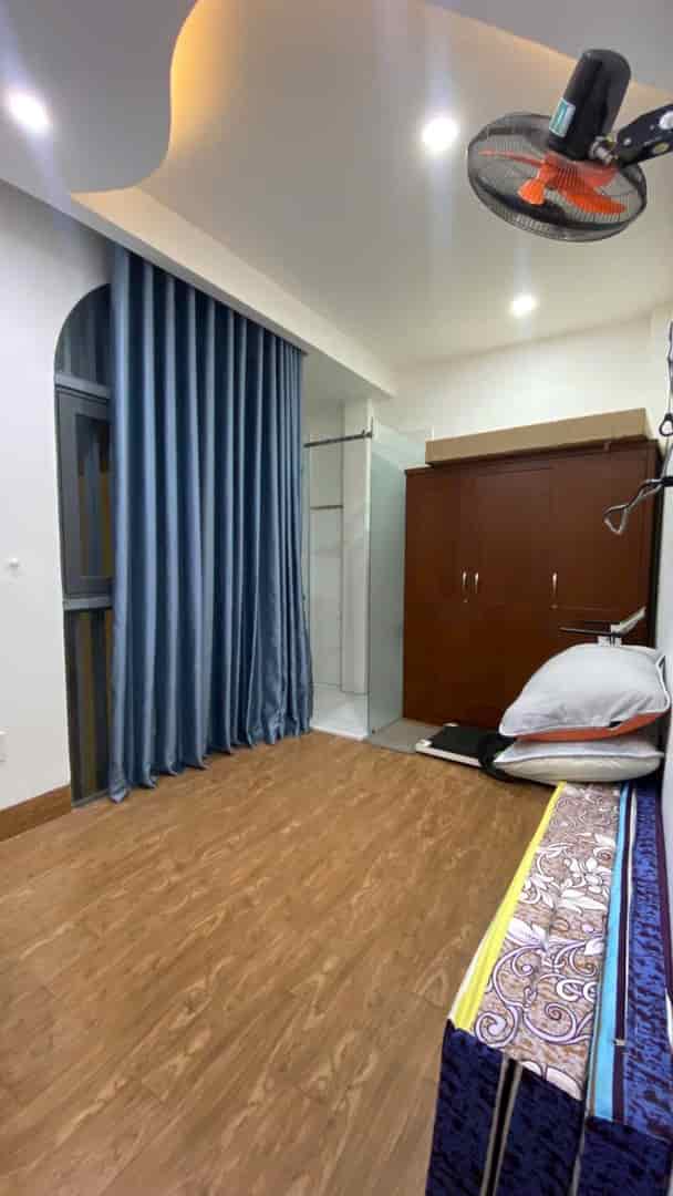 Bán gấp căn nhà Bưng Ông Thoàn, Phú Hữu, quận 9 giá 2tỷ700tr nội thất đầy đủ