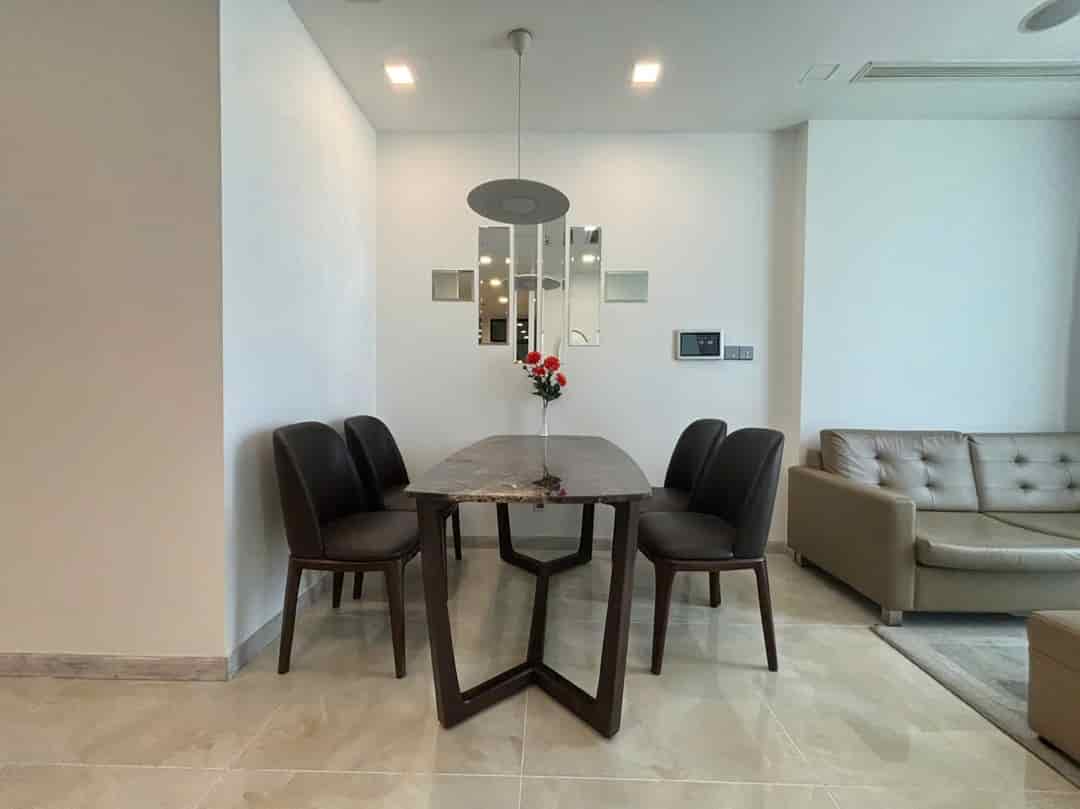 EM CÓ VIỆC GẤP CẦN BÁN NHANH CĂN HỘ TẦNG 27 - VIEW SÔNG - VINHOMES GOLDEN RIVER BA SON - QUẬN 1