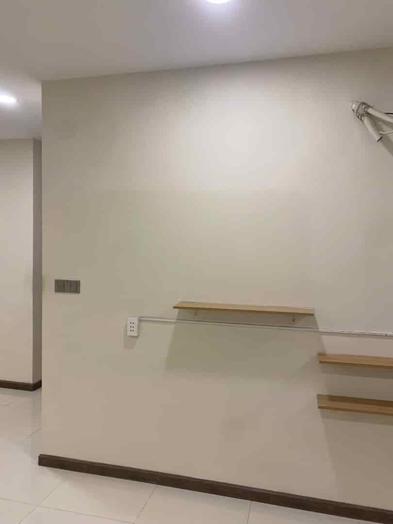 Cho thuê căn hộ Decapella Quận 2, 3PN rộng rãi, nội thất cơ bản, vào ở ngay