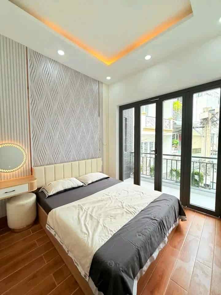 Xoay vốn bán nhà Lâm Văn Bền, Quận 7. Giá 1,65 tỷ, DT 56m2, LH Như xem nhà, sang tên ngay trong ngày
