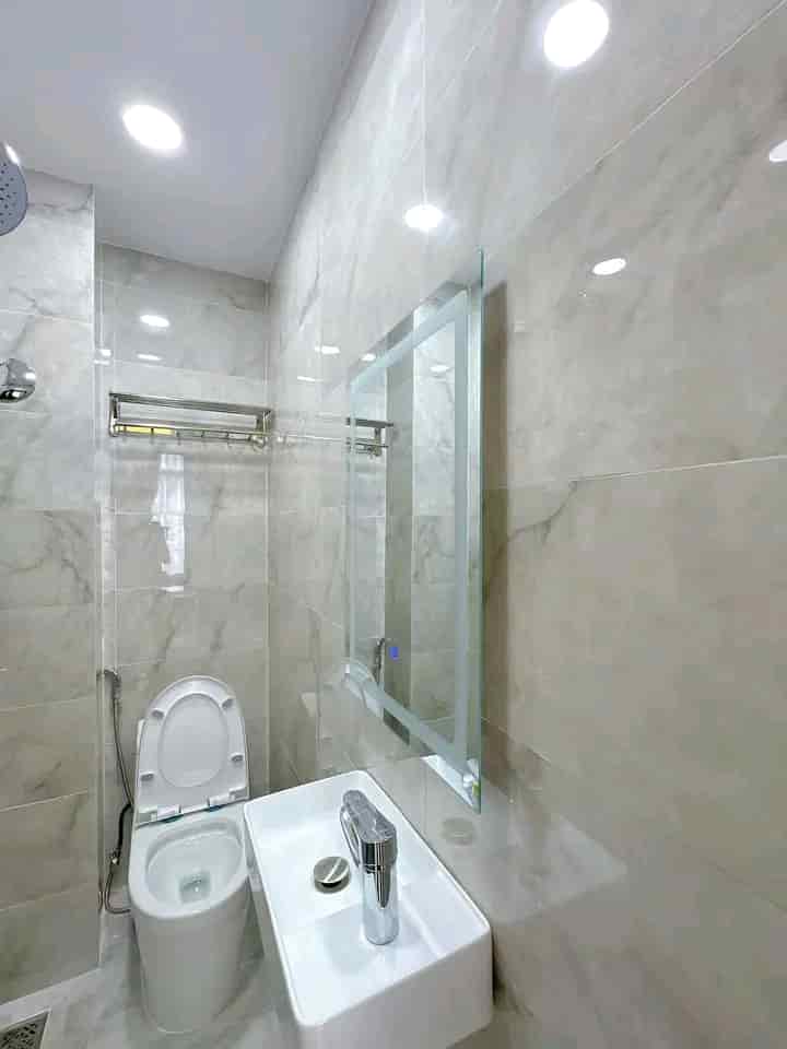 Vỡ nợ bán gấp nhà Tân Hương, Tân Quý, Tân Phú. Giá 1,78 tỷ, DT 60m2, sổ riêng mua bán nhanh, hẻm xe hơi