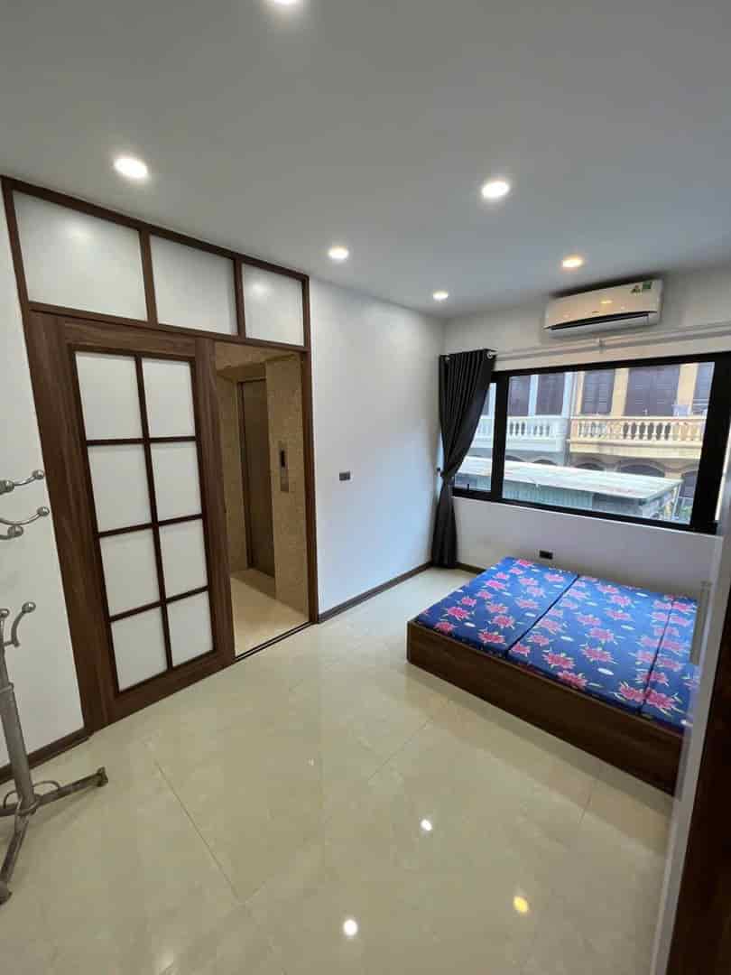 Cho thuê căn hộ chung cư 36 Giang Văn Minh, 70m2, tầng 3, 2 ngủ, 12tr - cho ở hộ GĐ, nhóm lịch sự