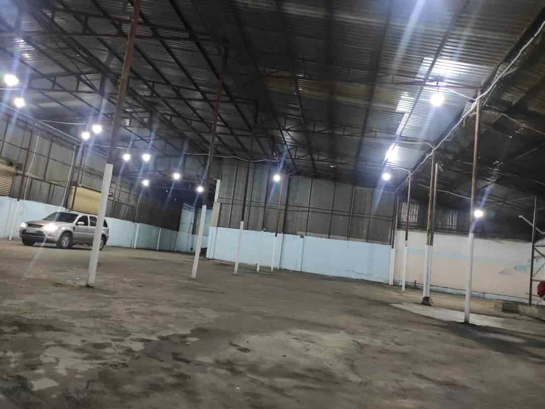 Kho xưởng cho thuê 700m2, 1300m2 gần Ql1A Thới An Quận 12