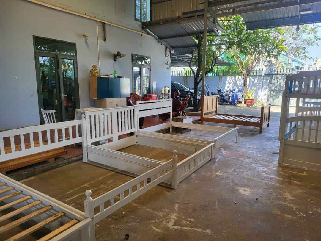 Cho thuê/bán nhà xưởng sd 800m2, gần chợ Vườn Lài Quận 12