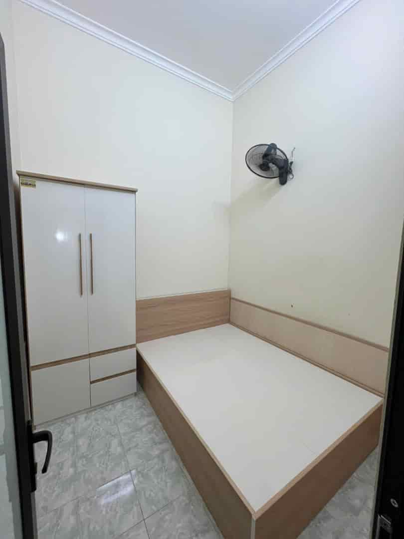 CHO THUÊ NHÀ NGÕ PHỐ VŨ HỮU, THANH XUÂN, 30M2, 4 TẦNG, 3 NGỦ, 3 WC, 10 TRIỆU