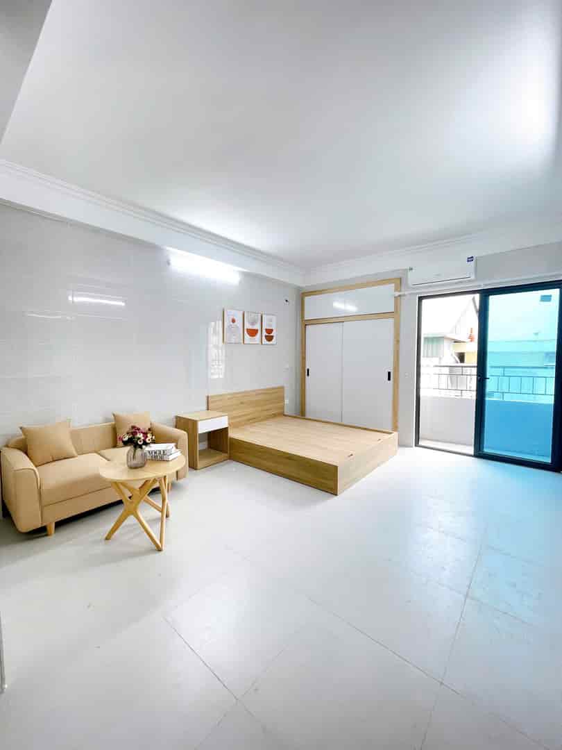 Cho Thuê CCMN Ngõ 20 Đường Mỹ Đình Nam Từ Liêm 30m2 Studio Ban Công Cửa Sổ Thang Máy Trống 12 Phòng Mới