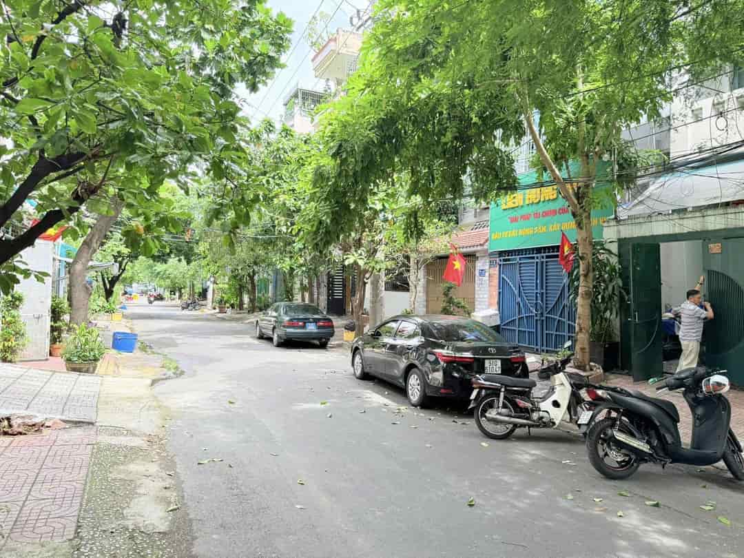 Bán nhà Mặt tiền đường số 7, Cư Xá Chu Văn An, DT: 4x18m, 5 Tầng, 5 PN,chào 11,5 tỷ.