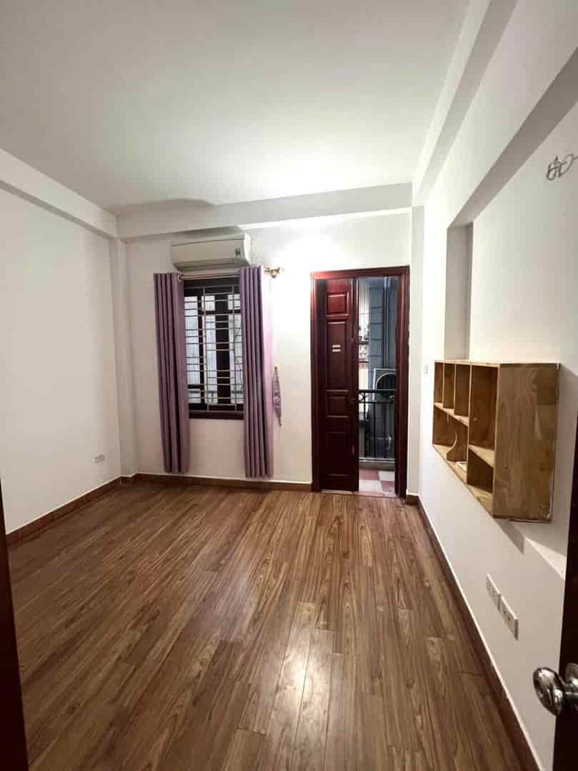 Bán nhà Tôn Đức Thắng, Đống Đa 24m2, 4 tầng đường ô tô hơn 6 tỷ gần hồ Văn Chương