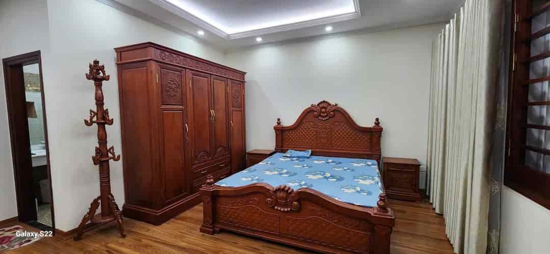 Bán nhà phố Chùa Bộc 60m2, 5T, lô góc 3 mặt tiền Gara ô tô giá chỉ 25 tỷ hiếm Đống Đa