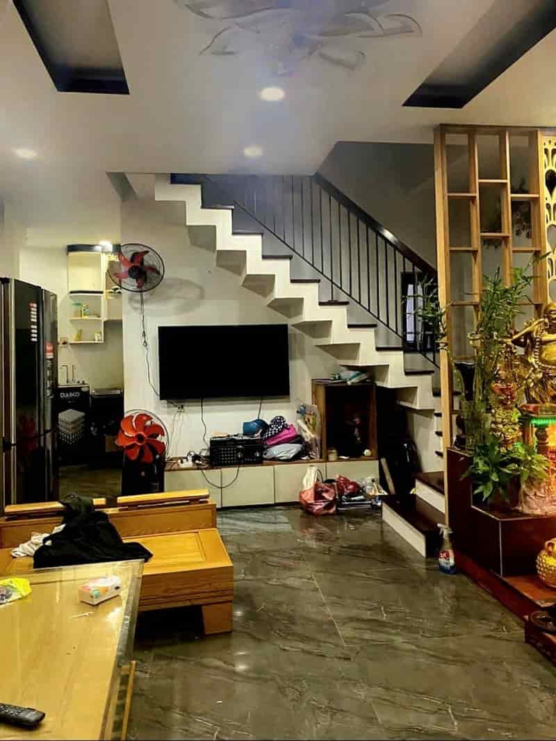 Nhà Góc kiệt gần MT Hoàng Diệu, Chợ Mới 45m2, 3 tầng sạch đẹp, 2.97 tỷ
