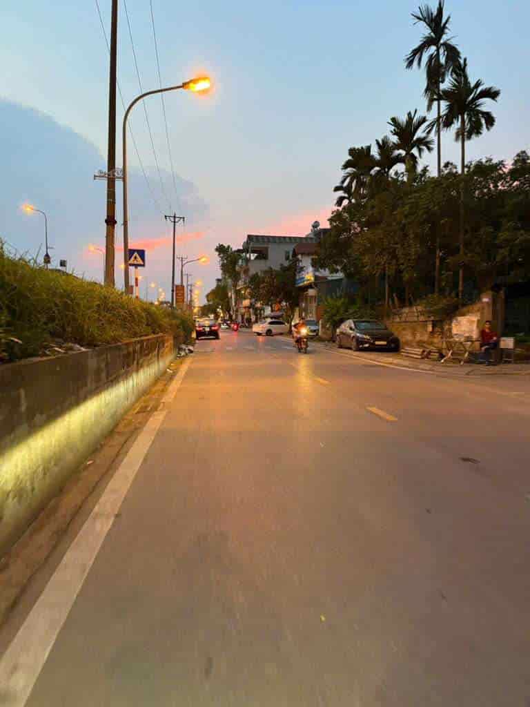 Bán nhà C4 ở Ngọc Thụy Long Biên rộng 52m, mặt tiền 6m nở hậu nhẹ ngõ nông oto vào 9 tỷ