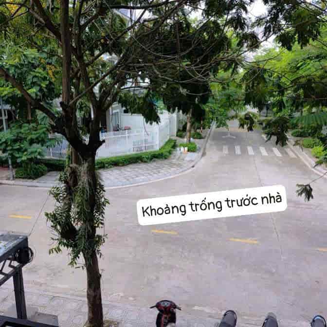 Cho thuê nhà 5 tầng, mặt tiền ngã ba đẹp, KDT Geleximco Lê Trọng Tấn, Hà Đông