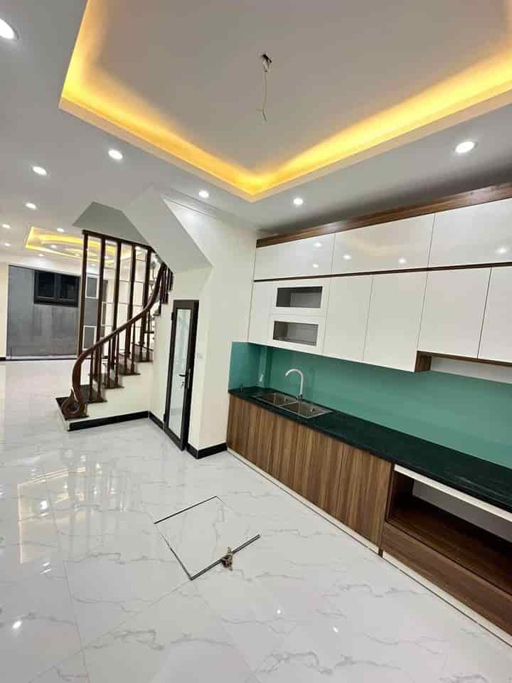 Bán nhà riêng 40m2 xây dựng 4 tầng cạnh chợ Giang Xá, TT Trạm Trôi, Hoài Đức