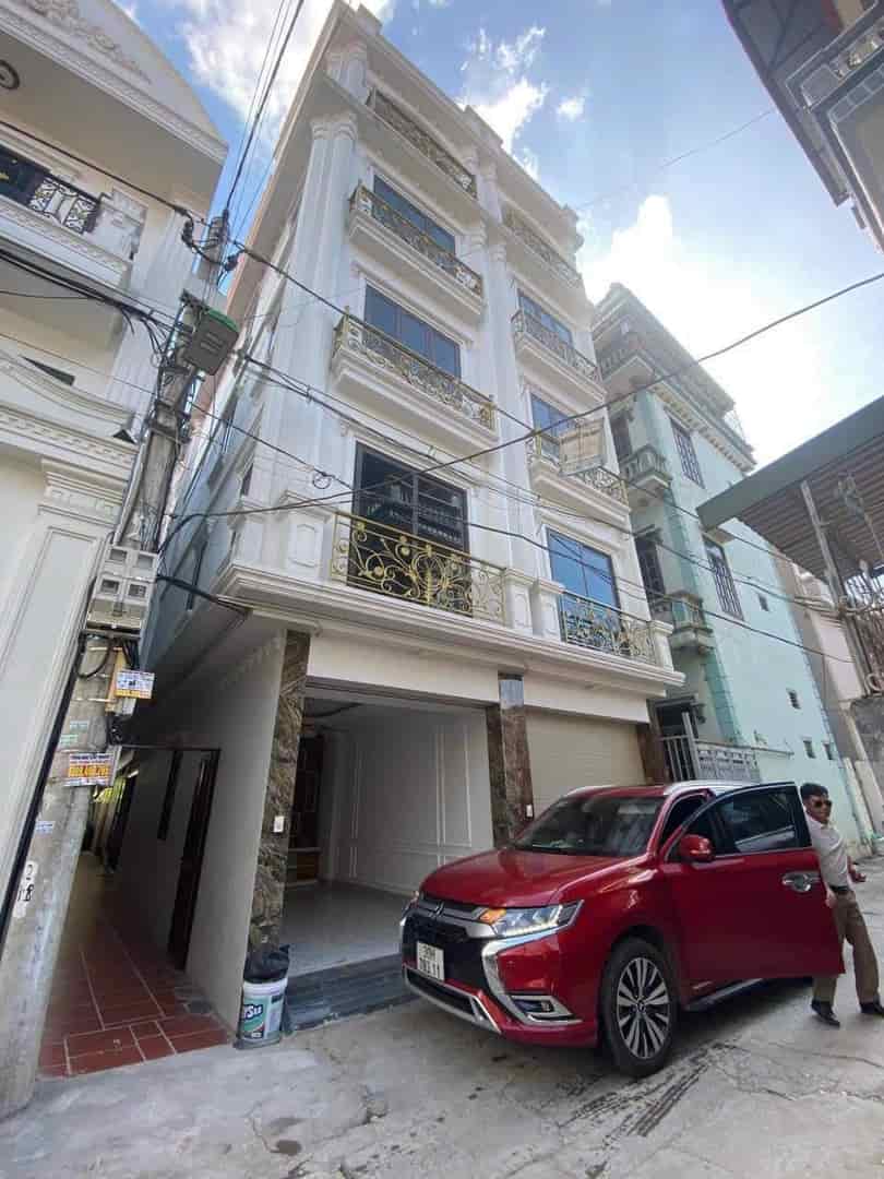 Bán nhà riêng Tân Lập, Đan Phượng. 5 tầng mặt ngõ Ôtô dừng đỗ. Cách 40m có bãi gửi xe 24/7