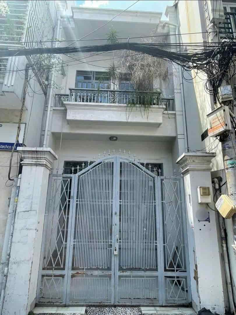--Bán nhà hẻm 730 Lạc Long Quân, phường 9 Tân Bình; (4,5x13) 3 tầng, 6 tỷ