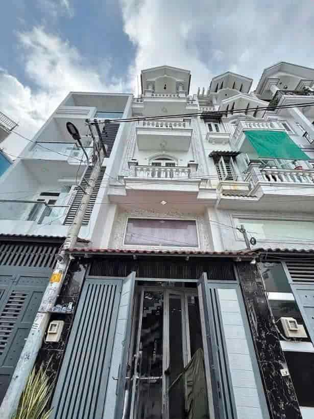 Bán nhà hẻm 766 Cách Mạng Tháng 8, phường 5 Tân Bình (4,5x11) hơn 6 tỷ