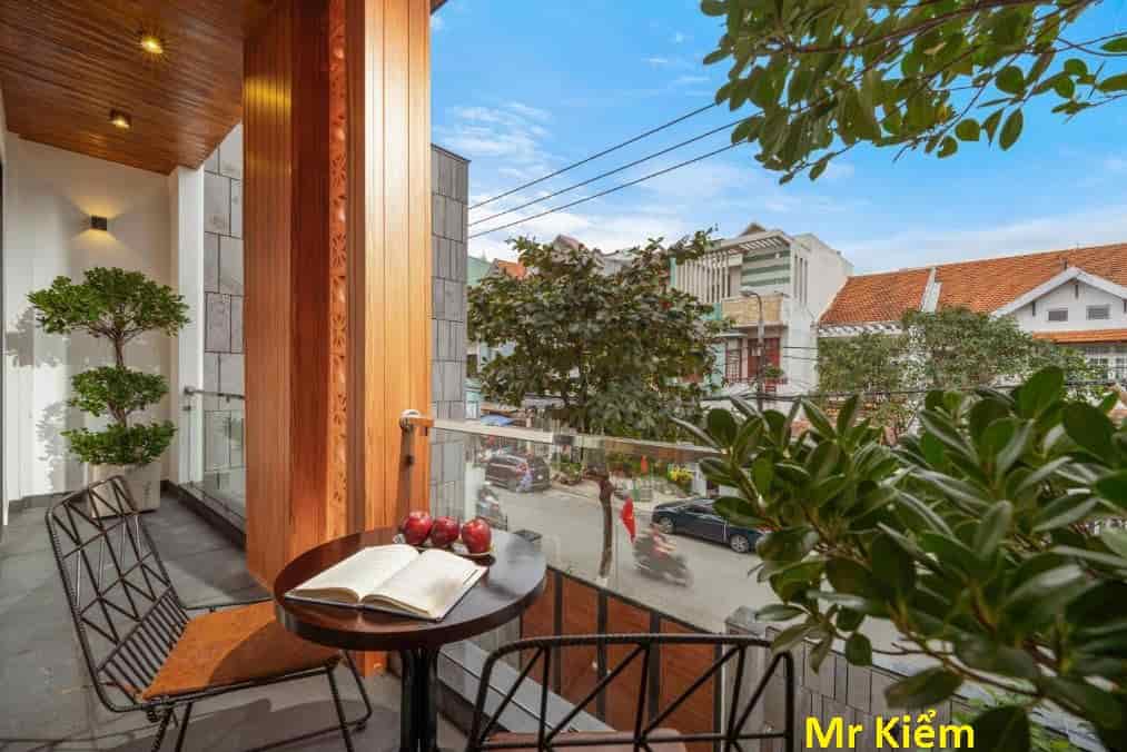 Cần bán biệt thự nghỉ dưỡng bên Biển Khuê Mỹ, Ngũ Hành Sơn, 204m2, ngang 7.6m, dòng tiền cao