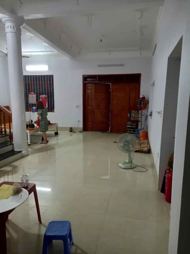 BÁN ĐẤT TẶNG NHÀ 2 TẦNG CÒN MỚI ĐẸP VỀ Ở LUÔN, GẦN QUỐC LỘ 3