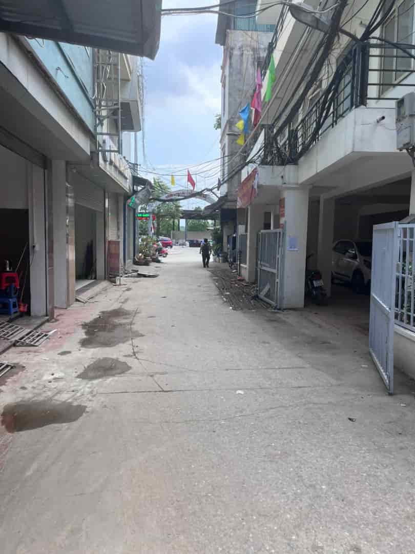 Nhà Chính Chủ Bán Gấp: Bán Đất Tặng Nhà ,Thành Phố Hà Nội
