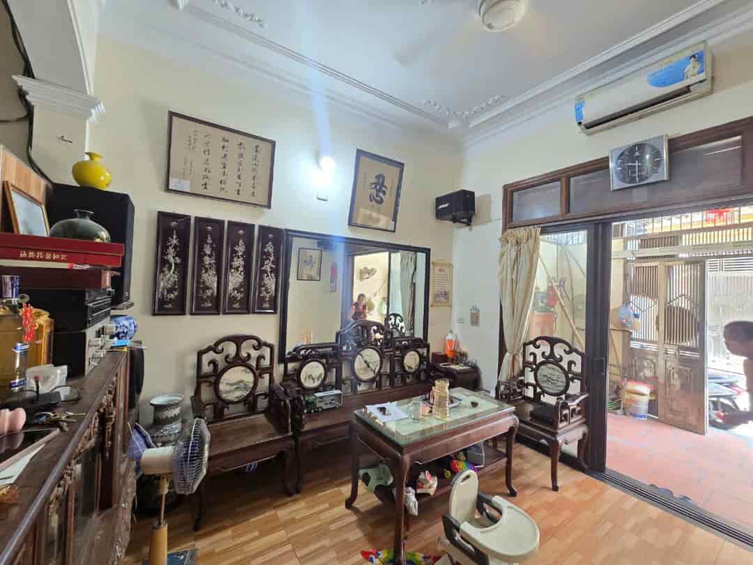 NHÀ CHÍNH CHỦ, Vị Trí Đẹp Mặt ngõ 750 Kim Giang 56m2, Giá 13.7 tỷ