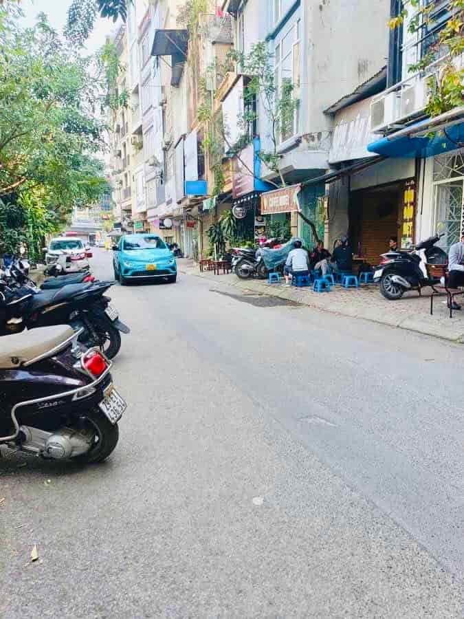 Bán nhà Ôtô tránh Phố Phạm Ngọc Thạch Gần Vincom 34/40m, 4 Tầng chỉ 11.8 Tỷ
