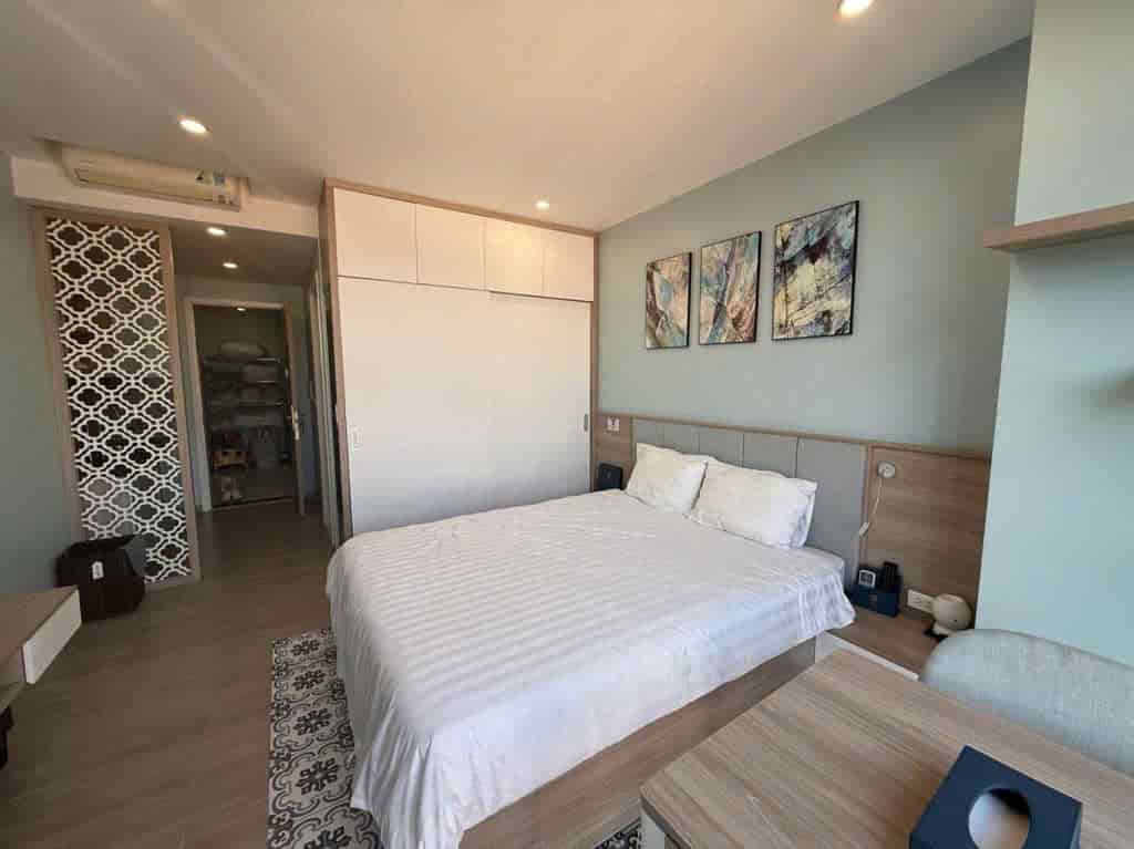 (Siêu Phẩm) Tòa Apartment 9 tầng - Căn góc 2 mặt tiền tại Hoàng Cầu - DT 2.5 tỷ/năm - Tin Thật 100%