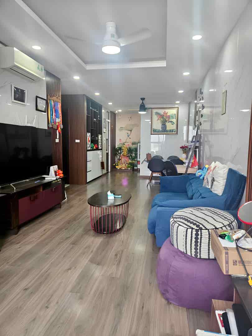 CH lô góc 102m2 x 3PN tại A10-A14 Nam Trung Yên, BC Đông Nam, Nội thất 400 triệu