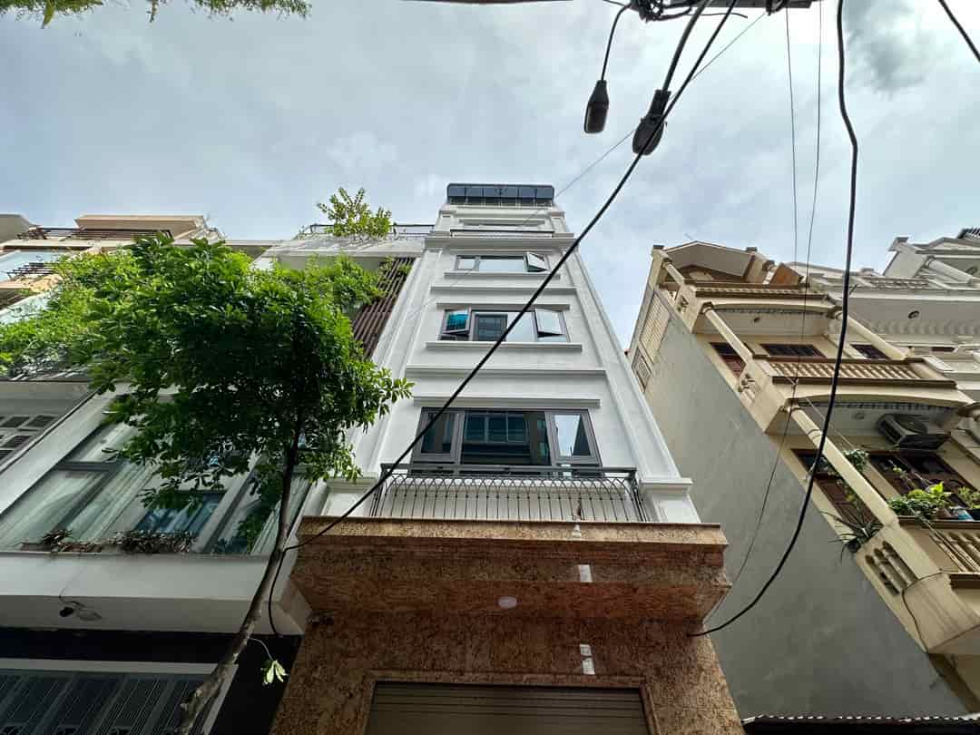 Tin thật 100% Bán nhà đẹp 60m2 x 6T tại phố Mạc Thái Tổ, Phân lô ô tô tránh, Nội thất tiền tỷ