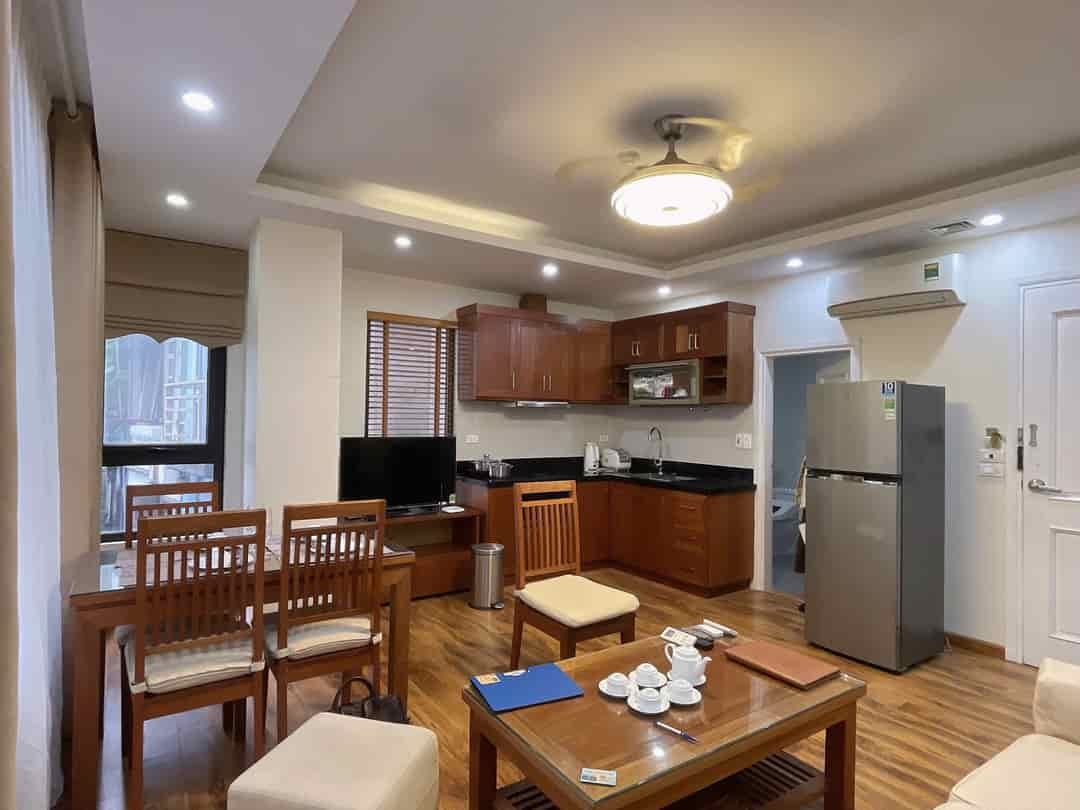 Tòa Apartment VIP Trần Thái Tông, Sát Phố, Ô Tô Tránh, 120m2 9T MT 8m, Chỉ 48.8 Tỷ