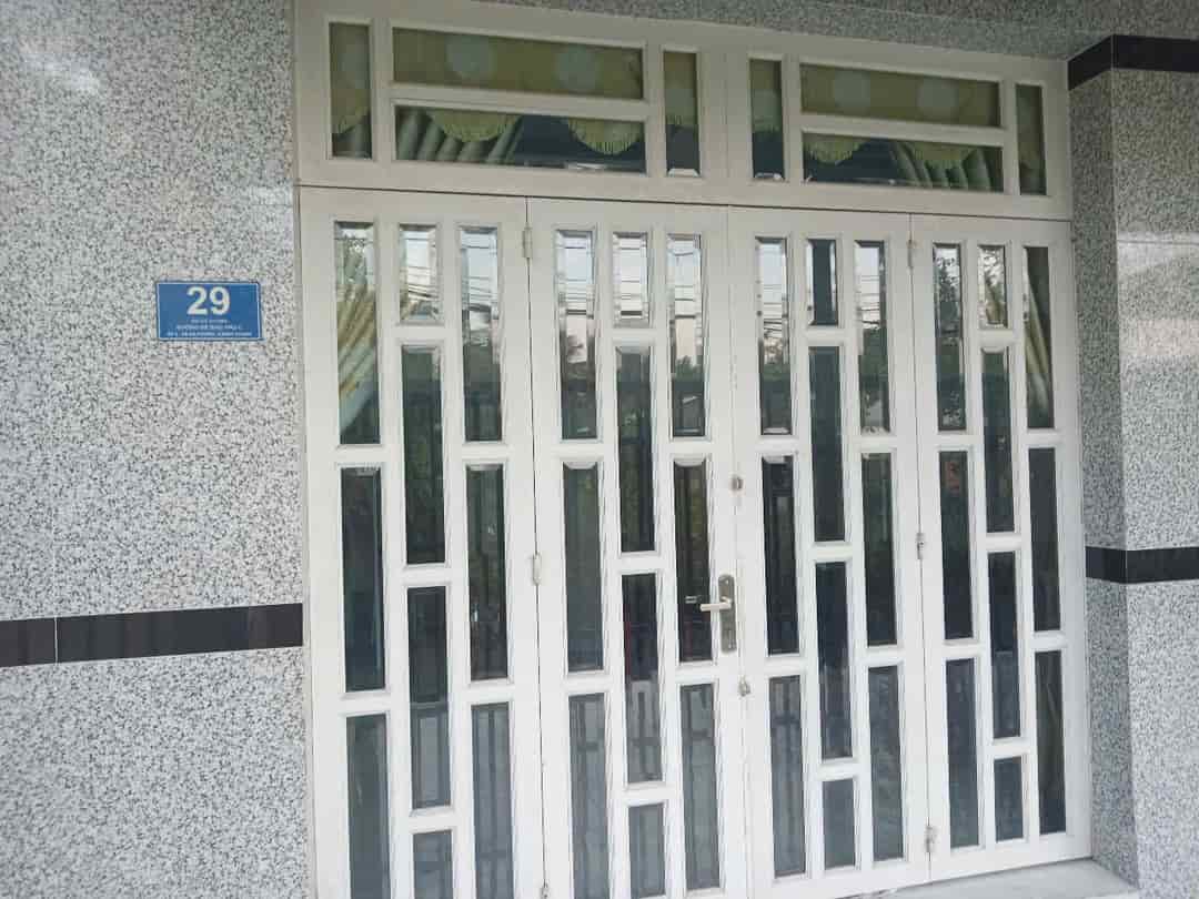 Nhà đẹp, giá tốt cần bán nhanh 3 căn nhà liền kề vị trí đẹp tại huyện Bình Chánh, TPHCM
