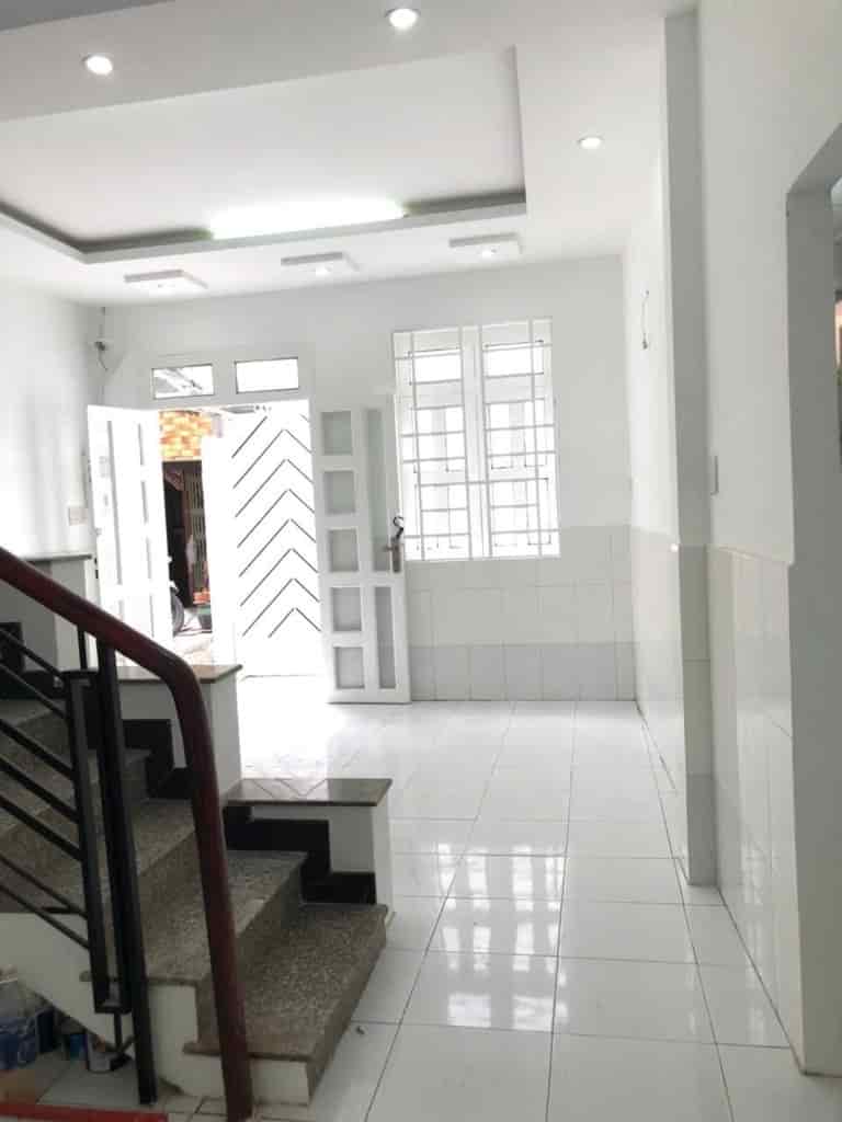 Bán nhà Hậu Giang, phường 12, quận 6, DT 41m2 x 2 tầng, nở hậu.