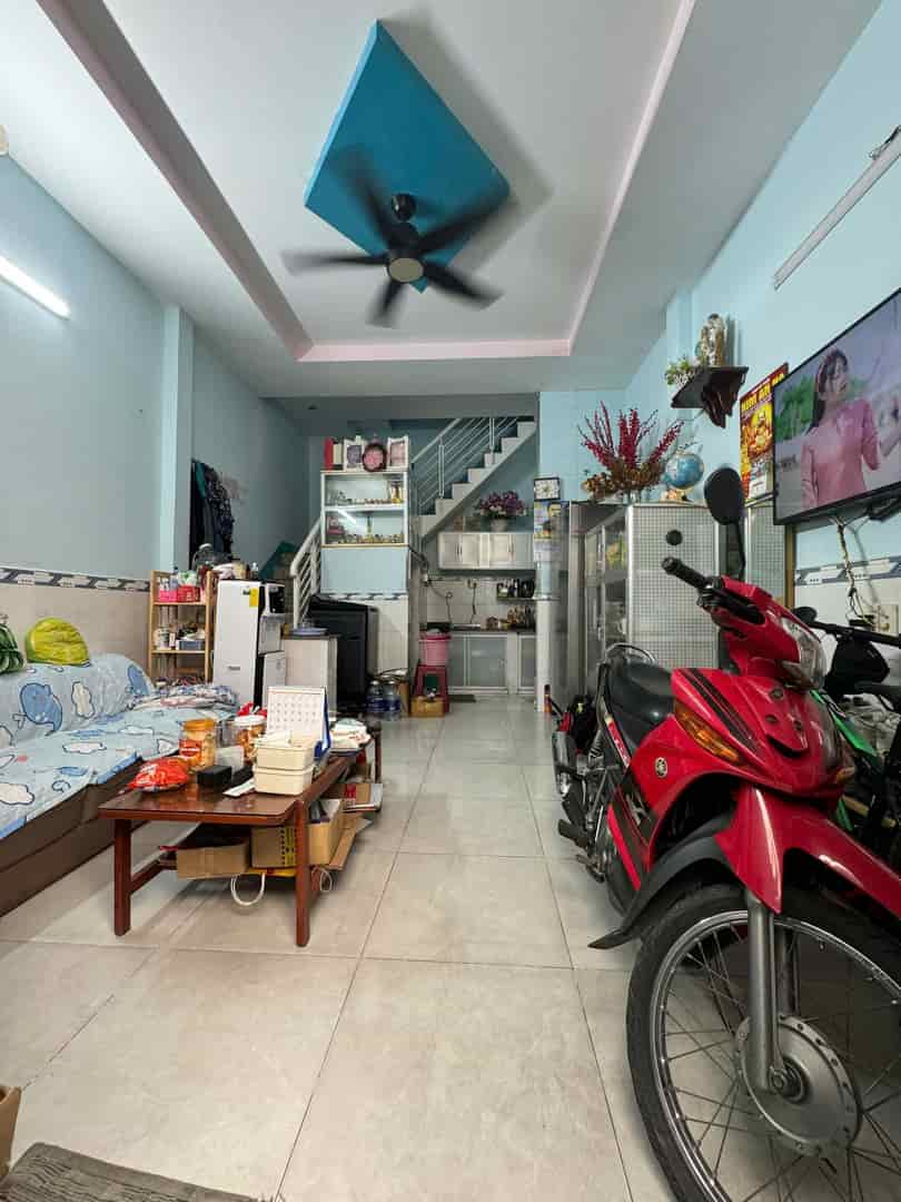 Bán nhà chủ gửi sổ riêng 2tỷ750 Nguyễn Quang Diêu.P Tân Quý. Q Tân Phú