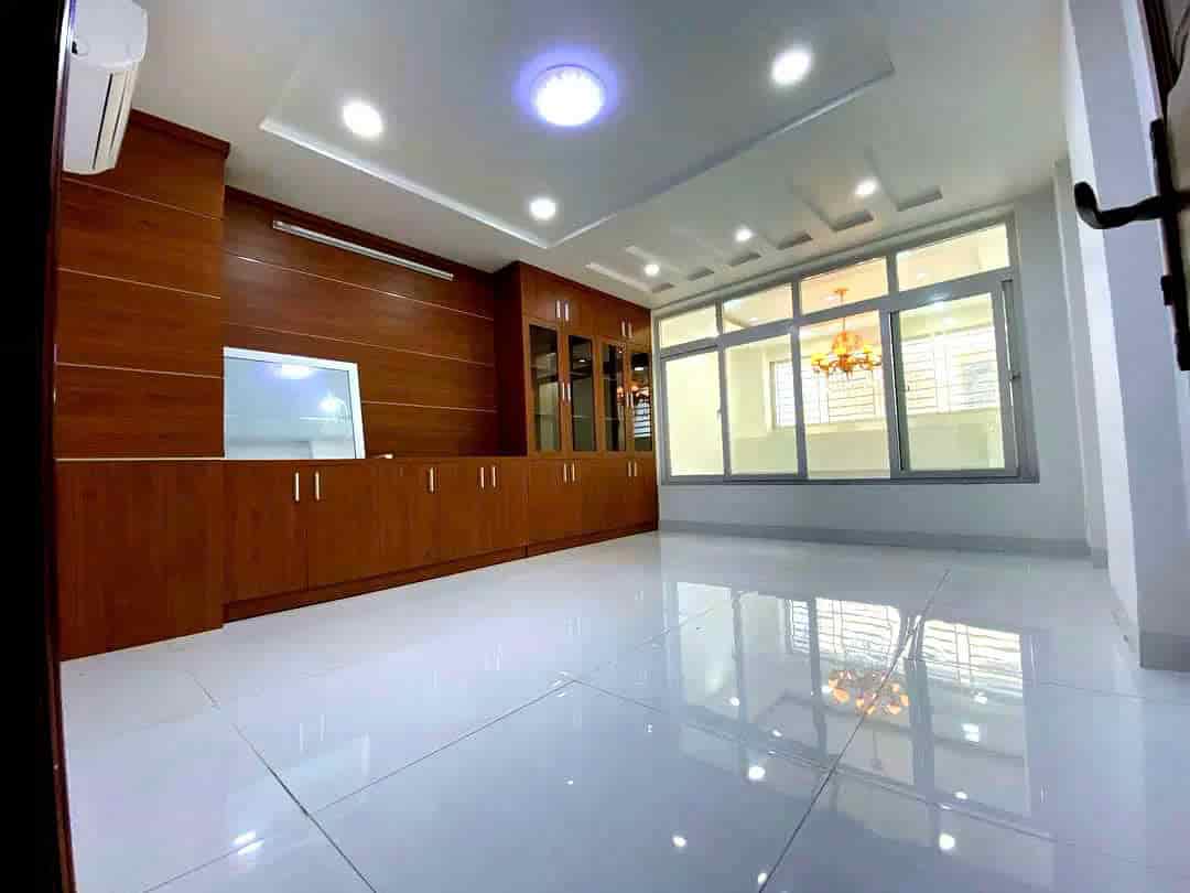 Bán nhà mặt tiền 5 tầng HXH Phan Văn Trị 72m2 hàng xóm Cityland P.10 KD đa ngành 10.3 tỷ.