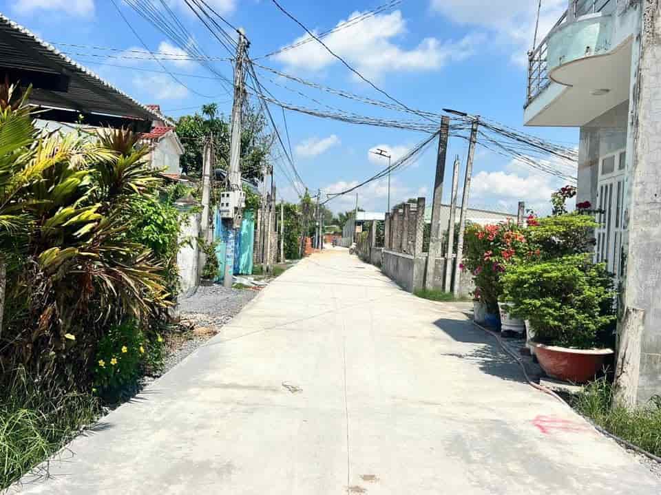 Chủ kẹt tiền bán gấp 150m2, kế bên chợ mỹ hạnh nam, giá đầu tư, gọi ngay cho em để xem đất