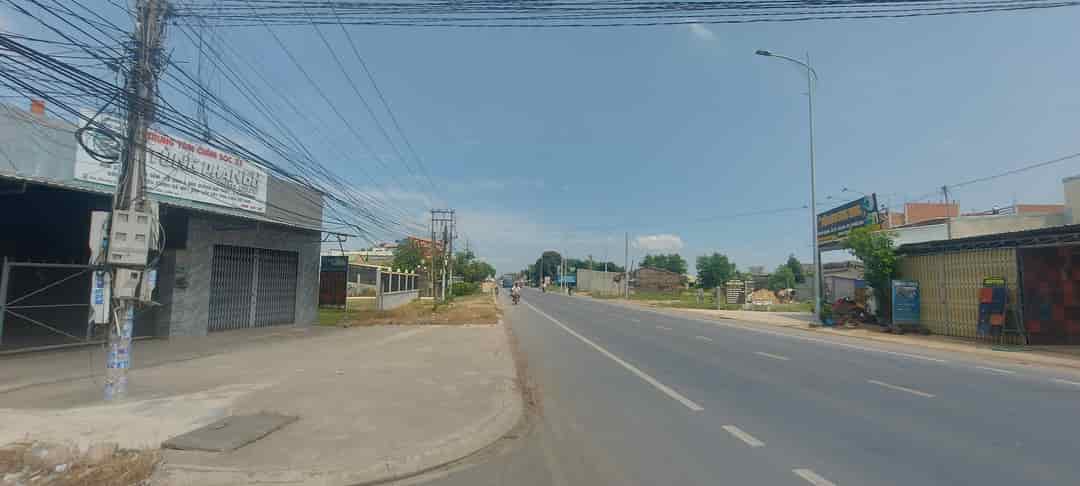 Bán lô đất 1500m2 - thổ cư- thị trấn hậu nghĩa, làm kho-xưởng-tách thửa