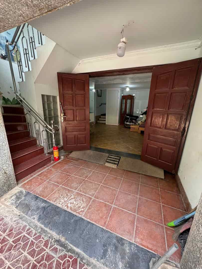 Cho thuê nhà ngõ ô tô, kinh doanh Mạc Thái Tổ, Cầu Giấy 66m x 6T, 7 ngủ, 5vs giá 33 triệu