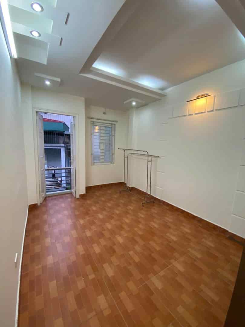 Cho thuê nhà riêng Yên Hòa, Cầu Giấy 30m x 5T giá 14 triệu, nhà đẹp ở ngay