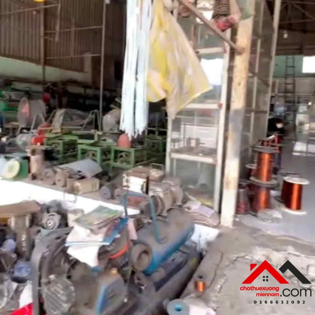 Cho thuê mặt bằng, xưởng sản xuất 850m² gần cây xăng Kim Hằng, Tân Uyên, BD. Giá rẻ
