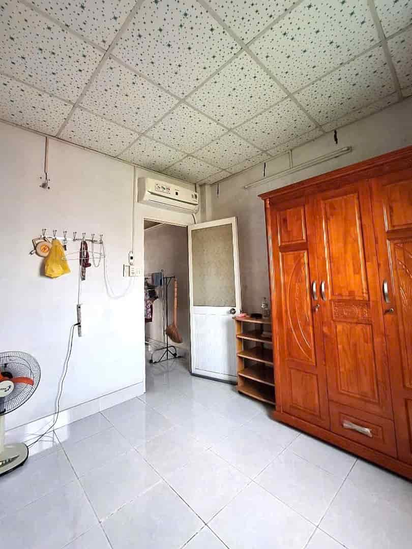 BÁN NHÀ 2 TẦNG, 50M2, VÕ VĂN HÁT, QUẬN 9, GIÁ 2.2 TỶ - SỔ HỒNG CHÍNH CHỦ
