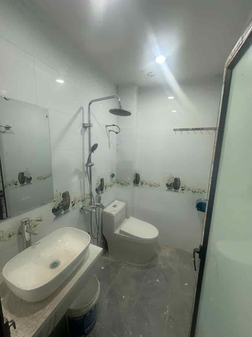 Bán nhà 5 tầng mới xây Vĩnh Quỳnh, Thanh Trì