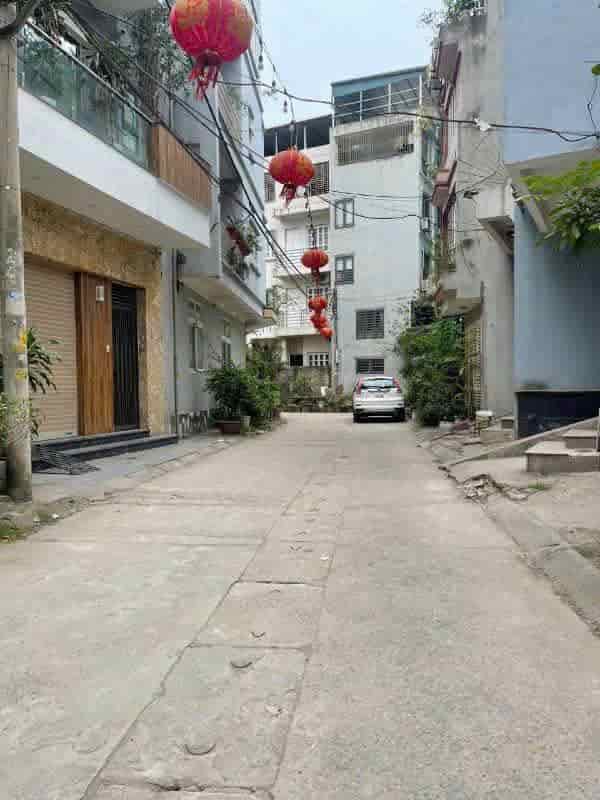 Bán nhà 120 4 6.5 18.5  tỷ Tứ Hiệp, Thanh Trì