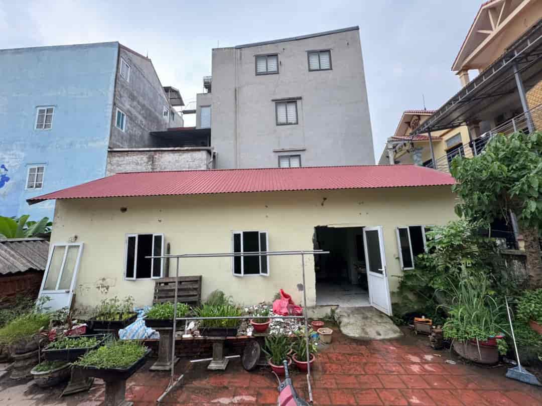 Đất đẹp tổ 2, Chi Đông, Mê Linh. Tặng nhà cấp 4, gần khu công nghiệp