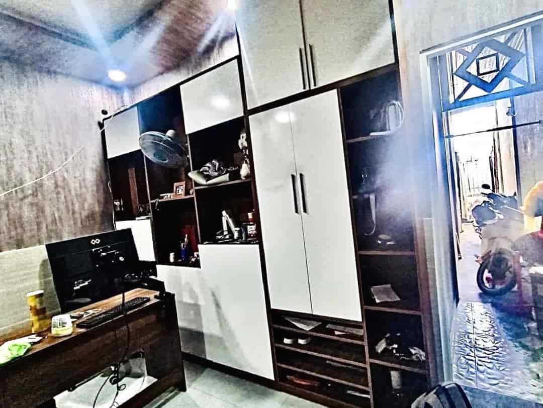Nhà 2 Tầng Kiêng cố, Long Trường Quận 9, DTSd 68m2, Sổ hồng Riêng, chỉ 2.25ty
