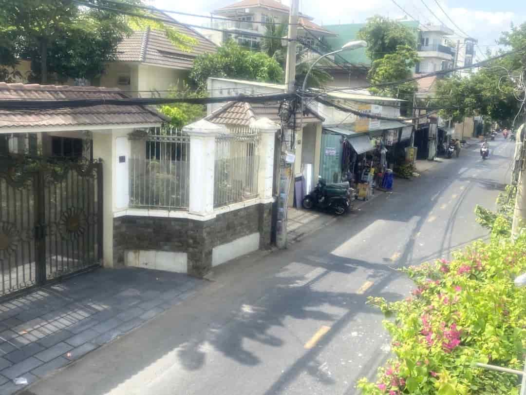 MẶT TIỀN SIÊU HIẾM, Quận 9, DTSd 55m2, cho thuê 9tr/tháng, chỉ 2ty hơn