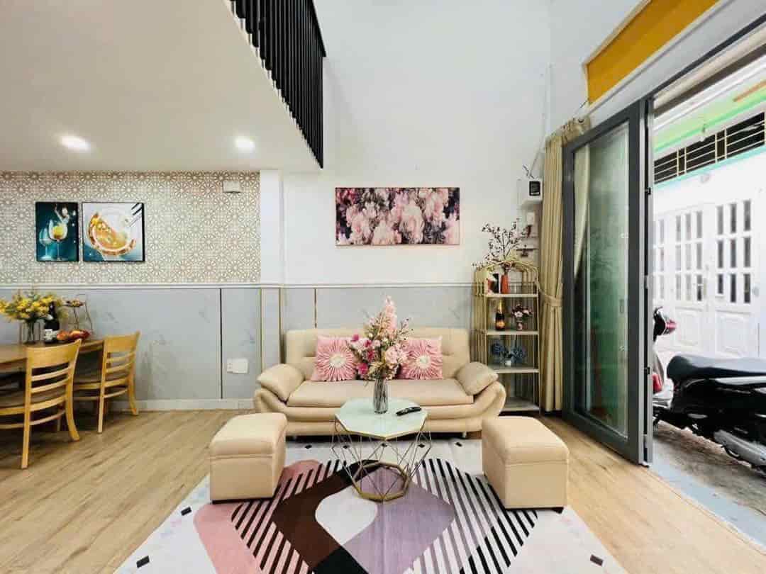 Nhà xinh rất đẹp full nội thất dành cho gia đình vợ chồng trẻ bùi quang là f12 GV