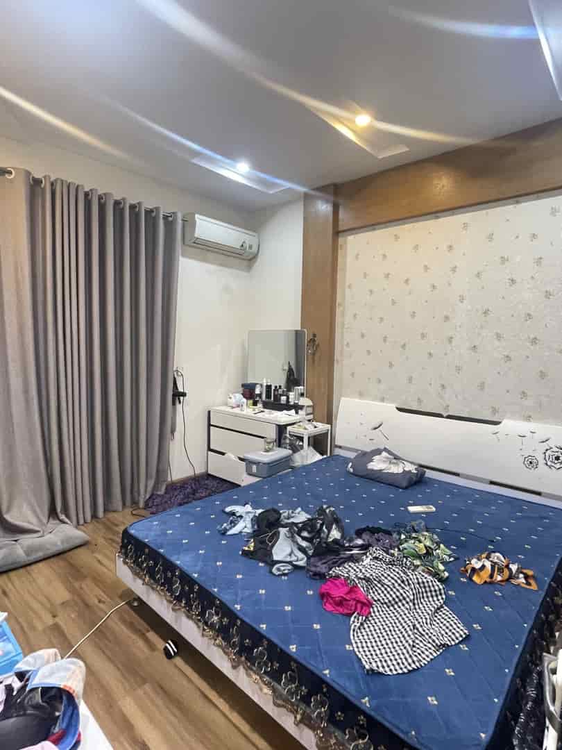 Bán nhà phố Hồ Đắc Di, Đống Đa, nhà đẹp 6 tầng, mặt tiền rộng gần ô tô